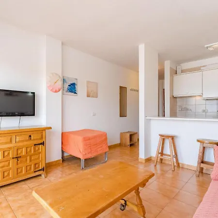 Inviting In Adeje With Garden Appartamento